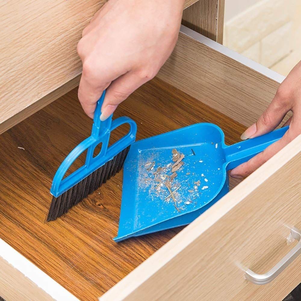 Mini Dustpan with Brush