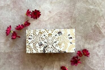 Peshkari Gold Gaddi Box