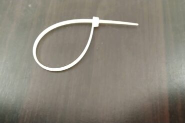 Nylon Cable Tie 4 Inch (100 mm) White Zip Wire Organiser Ties (Pack of 200 pics)